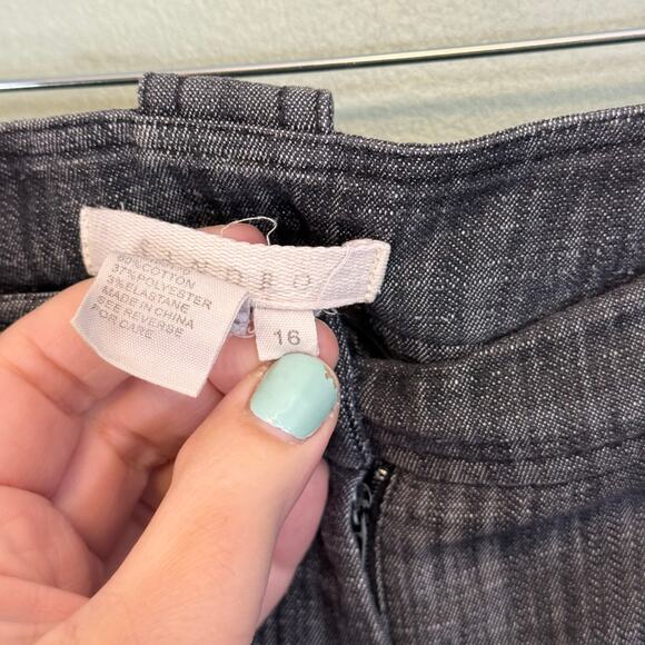 Sandro Bermuda Shorts Womens 16 Gray High Rise Summer Casual Stretch Flat Front - Picture 7 of 8